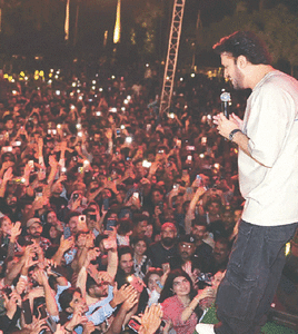 Atif Aslam enthrals audience at Independence Day concert
